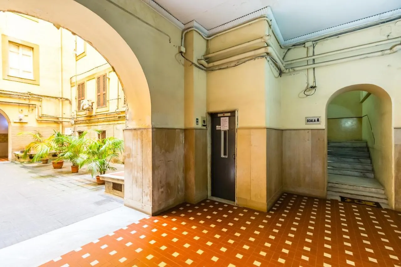 Central Station Family Apartment By Wonderful Italy Napoli 0*,