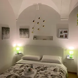 Appartamento Il Basso Di Donna Assunta, Napoli