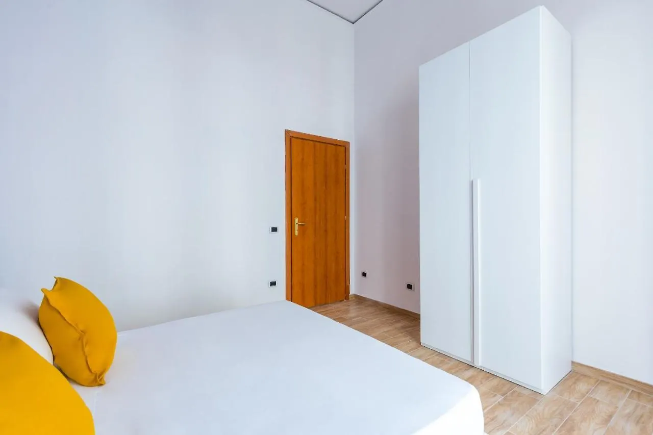Central Station Family Apartment By Wonderful Italy Neapel Italien